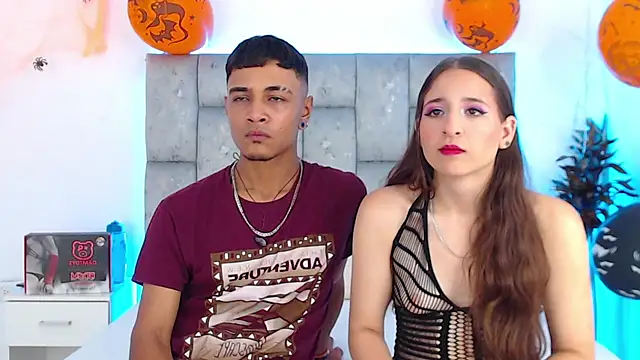 Snapshot of SweetAndSinful chatting on 11-02-25, 04:26 SweetAndSinful online show from 11-02-25, 04:26