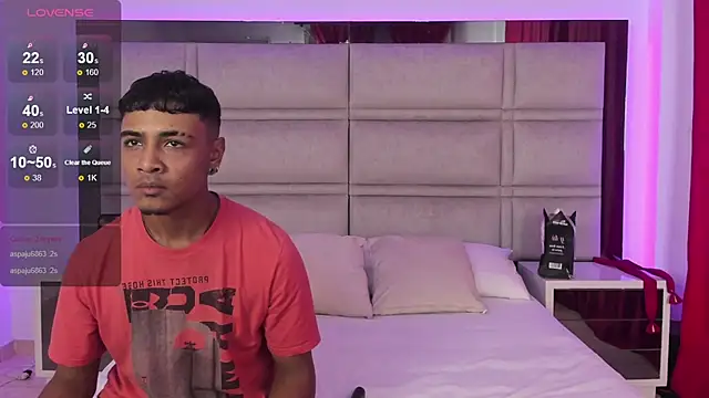 Snapshot of SweetAndSinful chatting on 11-04-25, 03:27 SweetAndSinful online show from 11-04-25, 03:27