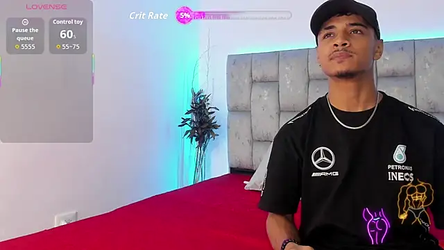 Snapshot of SweetAndSinful chatting on 12-14-25, 04:51 SweetAndSinful online show from 12-14-25, 04:51