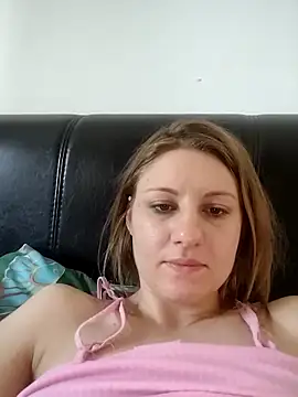 SandyCassie online show from 04-27-26, 07:39