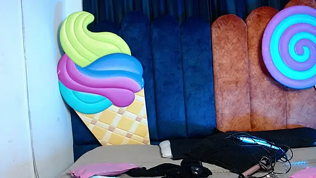 antonella rosecs online show from 02-28-26, 04:24