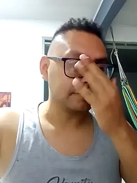 Snapshot of DariusNoir chatting on 10-22-25, 01:50 DariusNoir online show from 10-22-25, 01:50