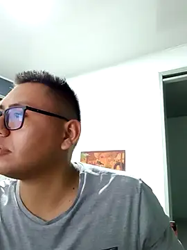 Snapshot of DariusNoir chatting on 10-23-25, 01:38 DariusNoir online show from 10-23-25, 01:38