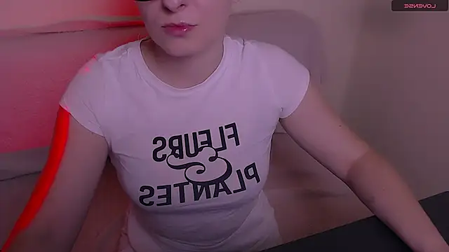 Snapshot of AllaLeomz chatting on 12-02-25, 07:57 AllaLeomz online show from 12-02-25, 07:57