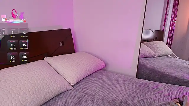 Snapshot of TammyCutee chatting on 03-12-26, 03:23 TammyCutee online show from 03-12-26, 03:23