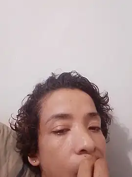 Teressa Love online show from 10-31-25, 01:28