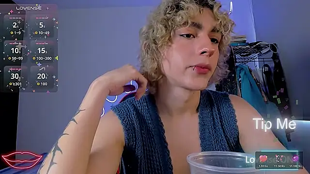 Lyric Mirage online show from 11-12-25, 09:03