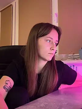 SinfulDream online show from 10-18-25, 05:46