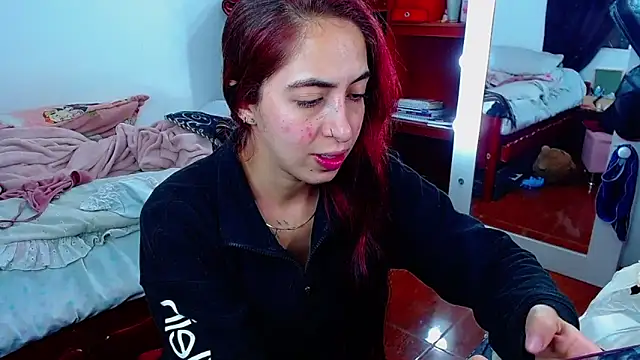 MariamGray1 online show from 03-01-26, 02:13