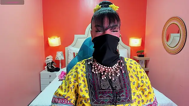 Snapshot of Iniya_Parul chatting on 10-31-25, 01:34 Iniya Parul online show from 10-31-25, 01:34