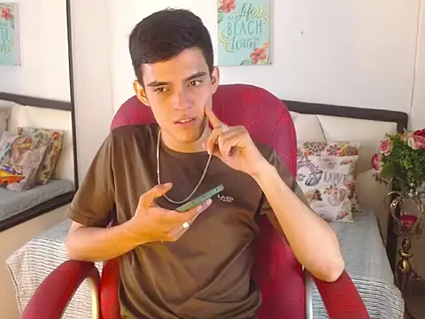 Kain noir  online show from 10-19-25, 09:04