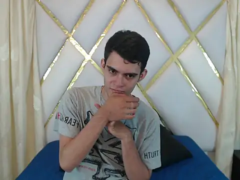 Kain noir  online show from 10-20-25, 05:24