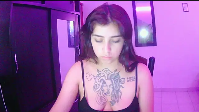 adri gomez1 online show from 11-29-25, 08:45