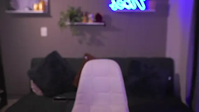 adahara miller17 online show from 10-16-25, 12:17