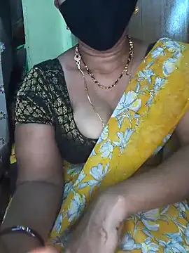 Snapshot of hot-telugu-queen chatting on 10-17-25, 09:45 hot-telugu-queen online show from 10-17-25, 09:45