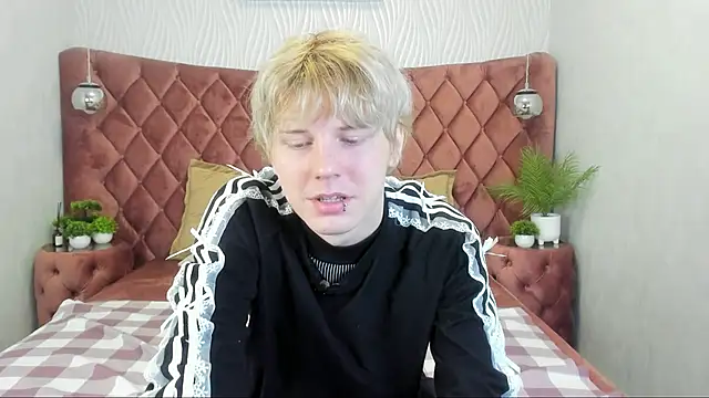 KevinMilky online show from 10-24-25, 02:57