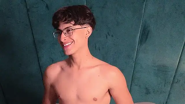 Aaron Eze online show from 03-05-26, 11:45