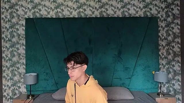 Aaron Eze online show from 03-13-26, 12:12