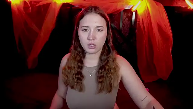 AmiraChase online show from 11-07-25, 08:31