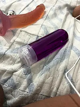 Snapshot of CACHORRONOCIU chatting on 10-23-25, 12:21 CACHORRONOCIU online show from 10-23-25, 12:21