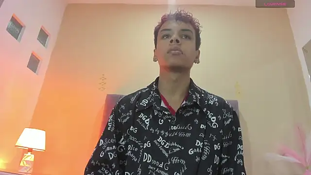 Xavier Fox    online show from 02-16-26, 08:16