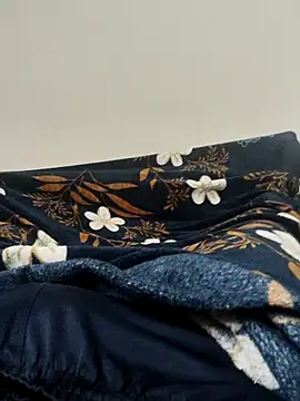 hershiran online show from 10-20-25, 05:35