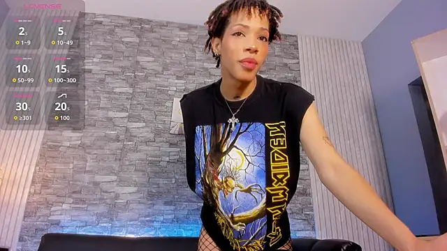 Catty Noir  online show from 10-17-25, 08:22