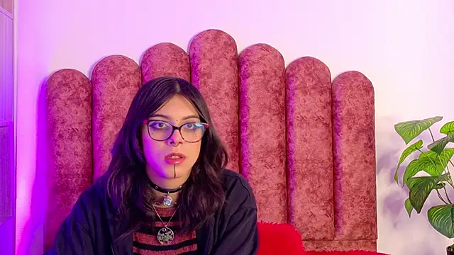 Lullaby Charade online show from 11-17-25, 12:00