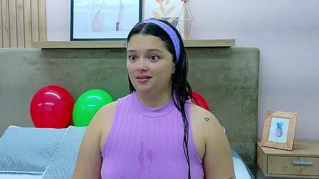 Tessa Stone online show from 03-11-26, 04:18