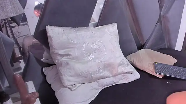 Brian Chiki  online show from 12-05-25, 08:16