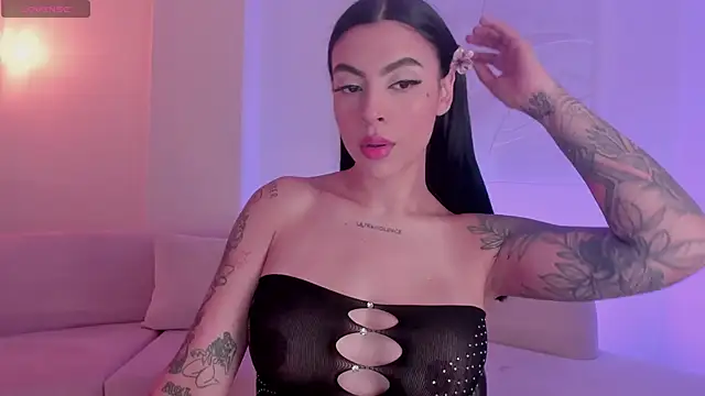 ChristineFord  online show from 10-31-25, 12:50