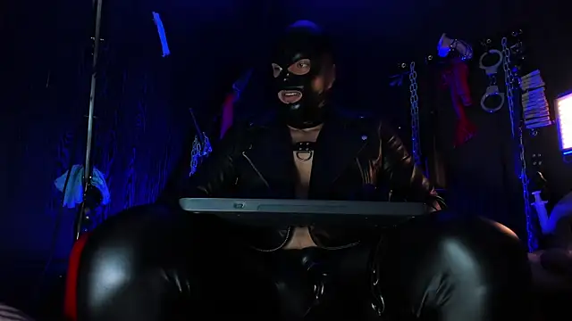 Master Connor BDSM online show from 04-28-26, 02:27