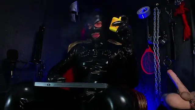 Snapshot of Master_Connor_BDSM chatting on 07-01-26, 10:31 Master Connor BDSM online show from 07-01-26, 10:31