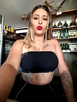 Snapshot of catalella16 chatting on 12-16-25, 08:03 catalella16 online show from 12-16-25, 08:03