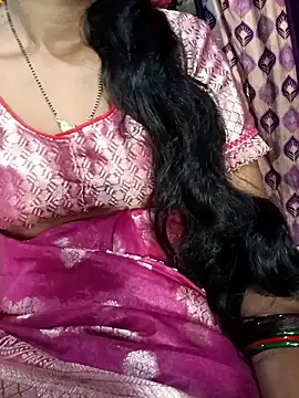 Snapshot of Hot_Lilly02 chatting on 11-05-25, 08:25 Hot Lilly02 online show from 11-05-25, 08:25