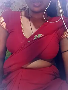 Snapshot of Hot_Lilly02 chatting on 11-08-25, 04:34 Hot Lilly02 online show from 11-08-25, 04:34