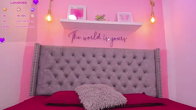 Sophiia 77 online show from 03-05-26, 07:54