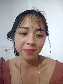 Snapshot of mochi_suka chatting on 10-21-25, 10:49 mochi suka online show from 10-21-25, 10:49