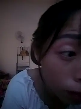 Snapshot of mochi_suka chatting on 10-21-25, 10:54 mochi suka online show from 10-21-25, 10:54