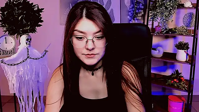 Snapshot of AnaSteisher chatting on 10-23-25, 09:19 AnaSteisher online show from 10-23-25, 09:19