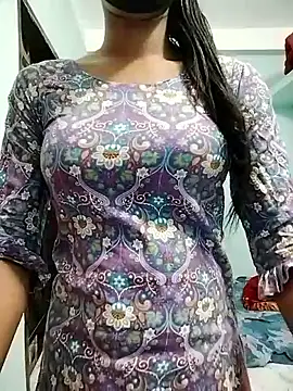 Snapshot of Ratri-Biswas chatting on 06-07-26, 03:49 Ratri-Biswas online show from 06-07-26, 03:49