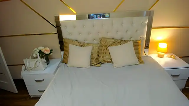 Wild Angel999 online show from 11-14-25, 07:29