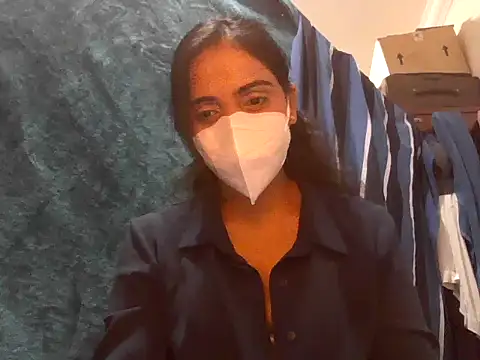 shainiasha1 online show from 05-28-26, 04:59