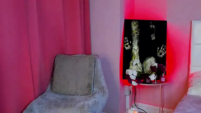 IzieCarter online show from 11-06-25, 08:43