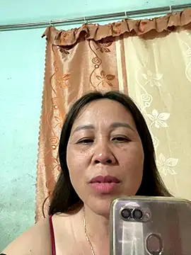 Snapshot of girl_big_breasts chatting on 10-22-25, 08:36 girl big breasts online show from 10-22-25, 08:36