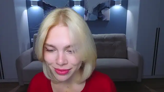 Snapshot of Maya_Morrow chatting on 10-20-25, 01:11 Maya Morrow online show from 10-20-25, 01:11