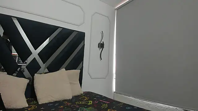 hoot booys  online show from 04-24-26, 08:55