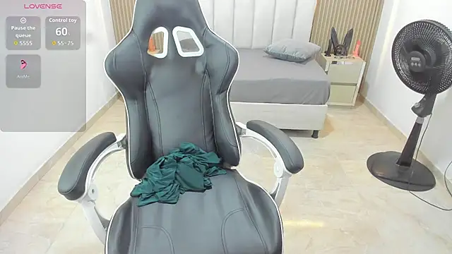 Aziz daud online show from 04-14-26, 07:09