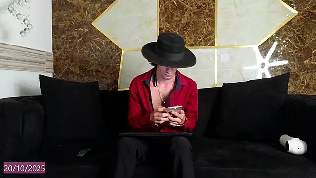 elias sn0w online show from 10-20-25, 07:36