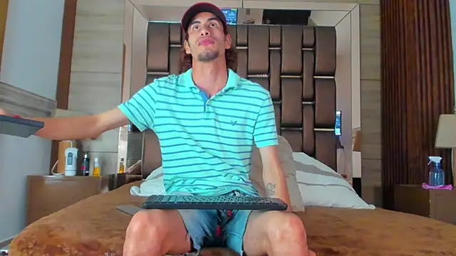 elias sn0w online show from 10-31-25, 07:59